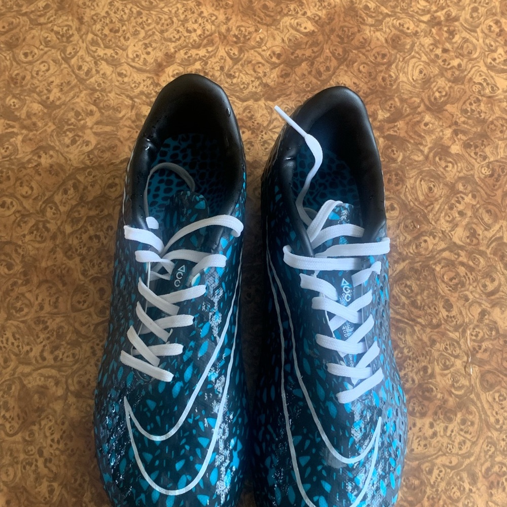 Nike hypervenom soccer cleats
